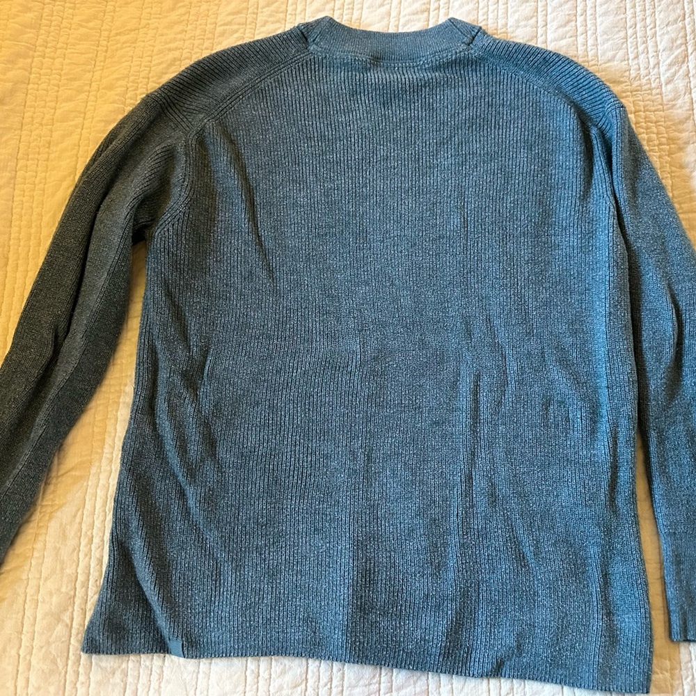 lululemon athletica Blue Crew Neck Sweater - Picture 4 of 5